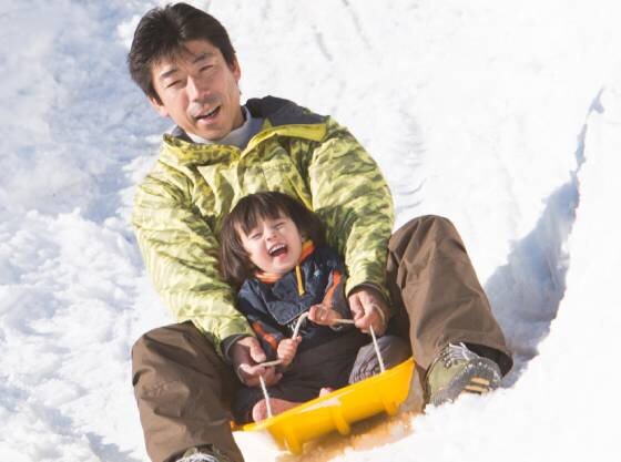 【雪遊び】ふわふわ遊具や動く歩道など、お子様連れでも1日楽しめます