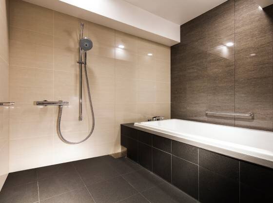 ゆったり洗い場付きバスルーム