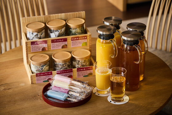 休憩処「草月庵」お茶やジュース、アイスをご用意しております