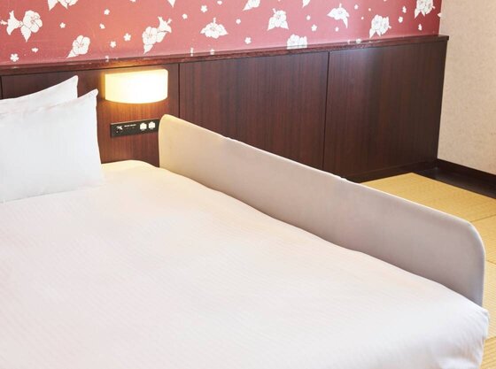 転落防止のベッドガードで快適な眠り