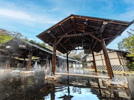 世界最大級の露天風呂「与市」もお楽しみください。